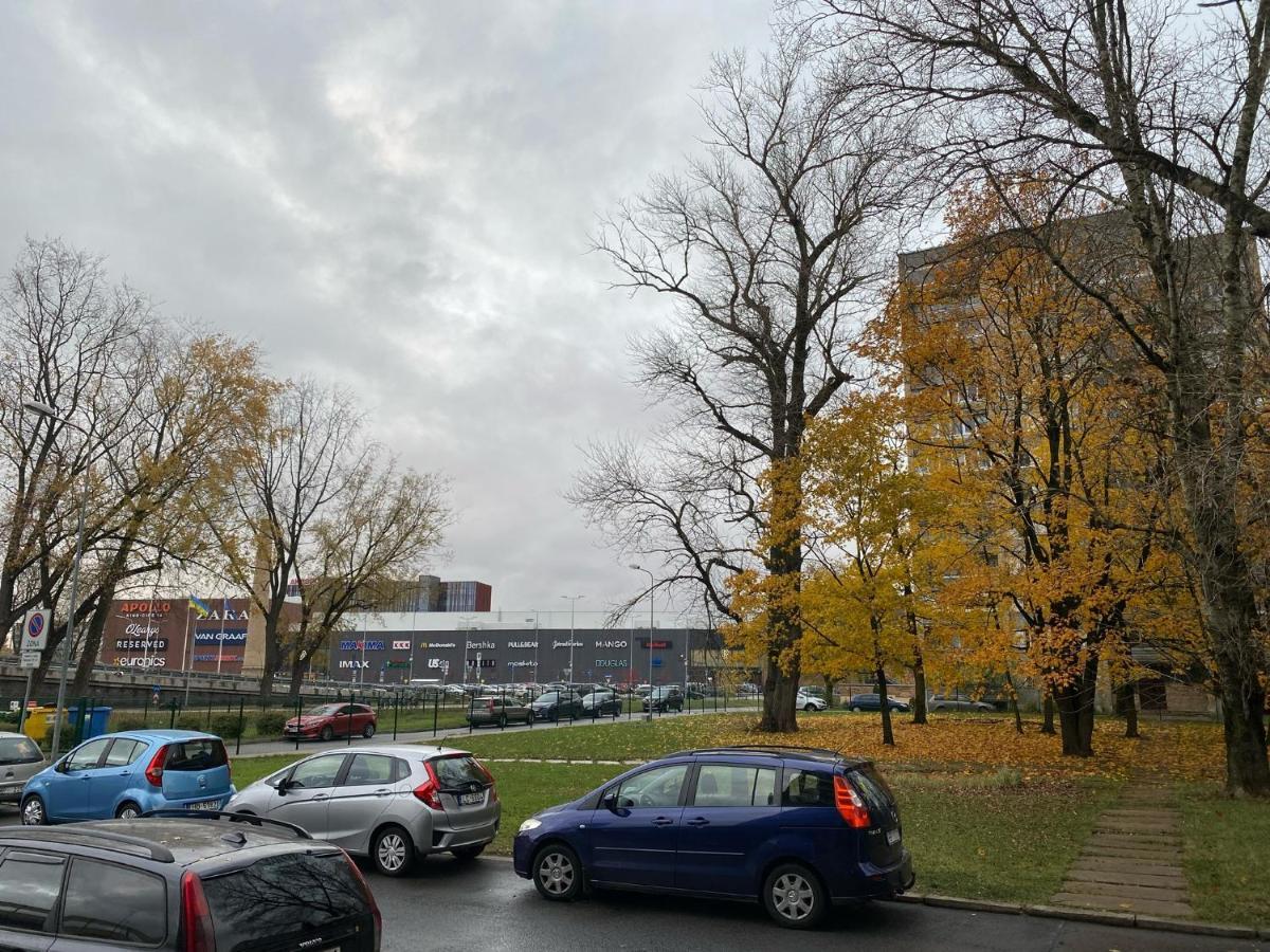 Прелестное Жильё У Akropole, Бесплатная Парковка. รีกา ภายนอก รูปภาพ